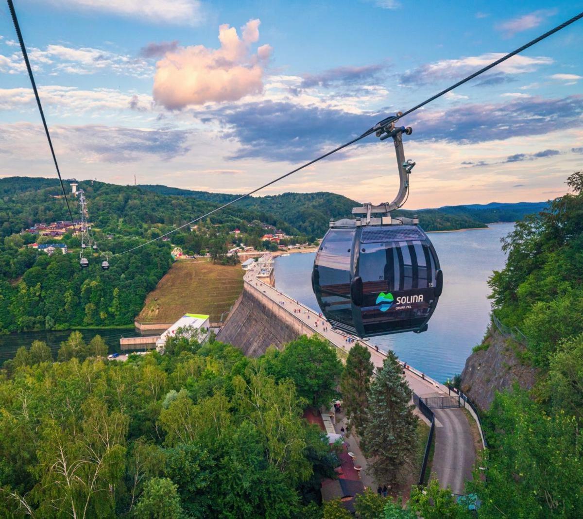 Drozdówka nad Soliną - Chata z Kominkiem Exterior foto